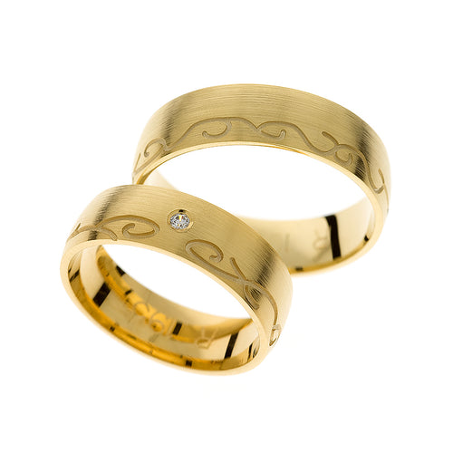 Bague de mariage en or jaune avec détail de ligne gravée