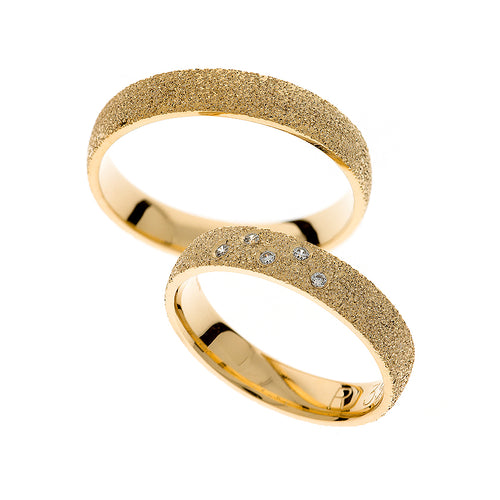 Alliances en or jaune scintillant sablé