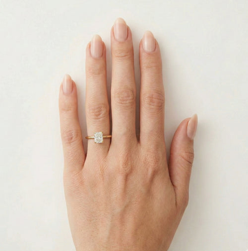 Bague en or avec zircon cubique radiant