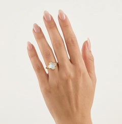 Mother of pearl four leaf clover ring