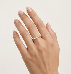 Bague au style simple
