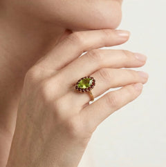 Stellare Symphonie – Tropfen- und Rundstein-Genuss