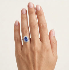 Ring mit Tansanit und Diamanten