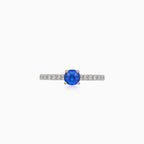 Bague scintillante en or blanc avec diamants et tanzanite