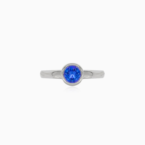 Elegant white gold ring with tanzanite