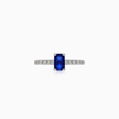 Elegant sapphire white gold ring with diamonds