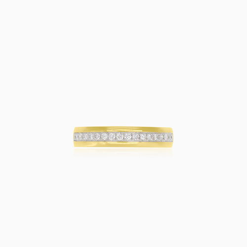Yellow gold ring with diamonds