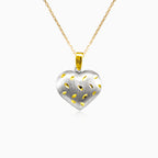 Přívěsek srdce ze žlutého a bílého zlata s matným povrchem