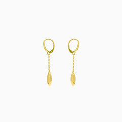 Boucles d’oreilles en chaîne en or avec feuille