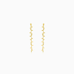 Pendientes colgantes de oro con hojas