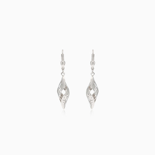 Boucles d’oreilles spirales en or blanc avec motif