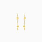 Pendientes de cadena de oro con cuadrados