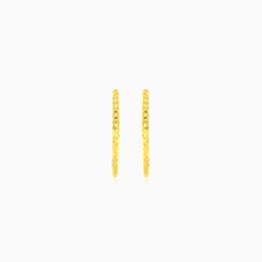 Kreisförmige Ohrringe aus Gelbgold