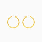 Gedrehte Creolen aus Gelbgold