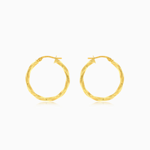 Gedrehte Creolen aus Gelbgold