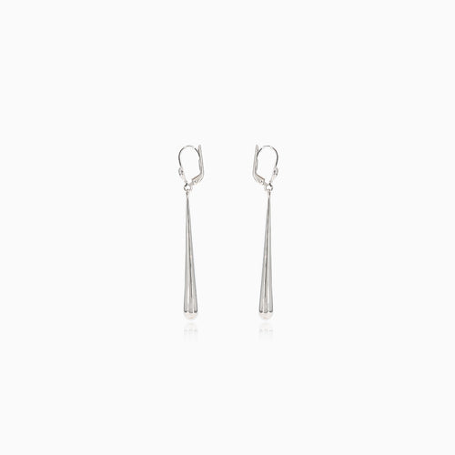 Boucles d’oreilles pendantes en or blanc à gouttes allongées