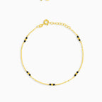 Kettenarmband mit Onyx-Perlen