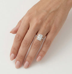 Královský stříbrný prsten s kubickými zirkony