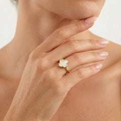 Mother of pearl four leaf clover ring