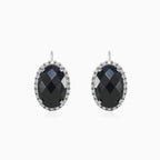 Boucles d'oreilles en or blanc avec onyx ovale halo