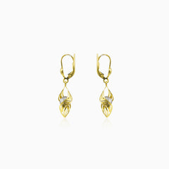 Viaci zlaté náušnice ve tvaru spirály