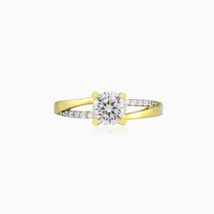 anillo de oro con doble línea destacada