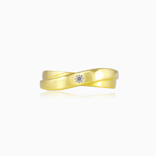 Bague torsadée en or avec une zircone cubique