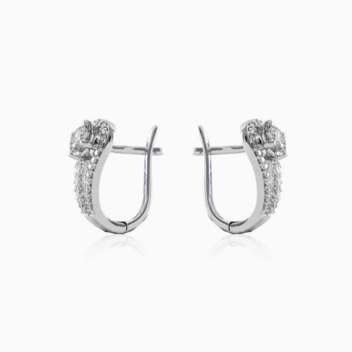 Boucles d'oreilles en diamant au design ondulé