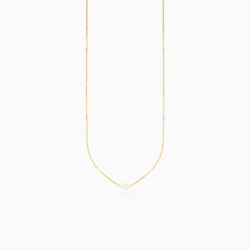 Zlatý náhrdelník s jednou perlou