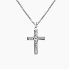 Croix en zircon cubique sur chaîne en argent