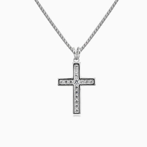 Croix en zircon cubique sur chaîne en argent