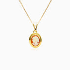 Colgante de camafeo de oro