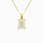 Zářivý zlatý přívěsek se zirkonem