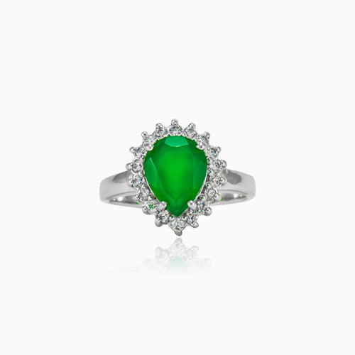 Tropfenförmiger Jade-Ring