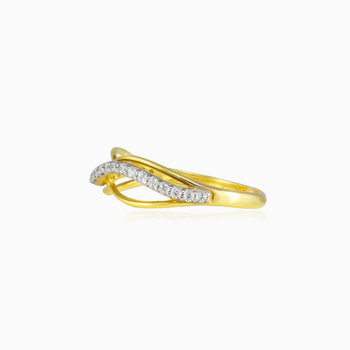 Bague or infini avec rangée surélevée de zirconium cubique