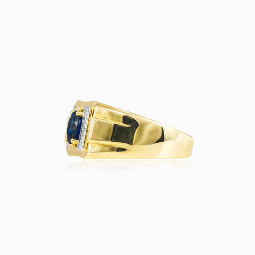 Anillo de hombre en oro con zafiro y diamante